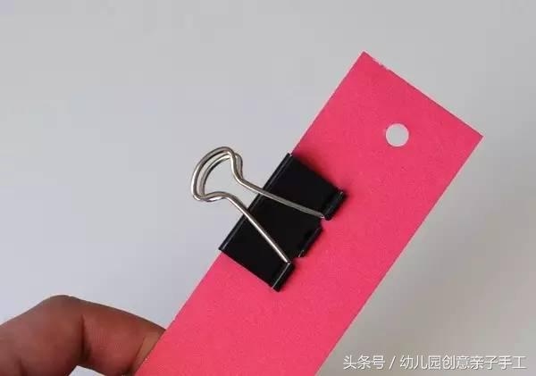 幼儿园元旦手工纸箱灯笼制作,幼儿园元旦手工主题关于灯笼制作