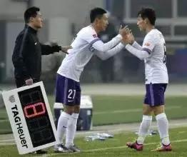 90后挑起了大梁,90后00后挑大梁