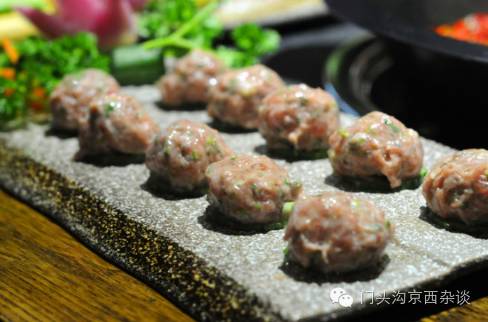 门头沟人吃火锅奔这儿！新开麻辣英雄火锅城所有菜品一律八折！