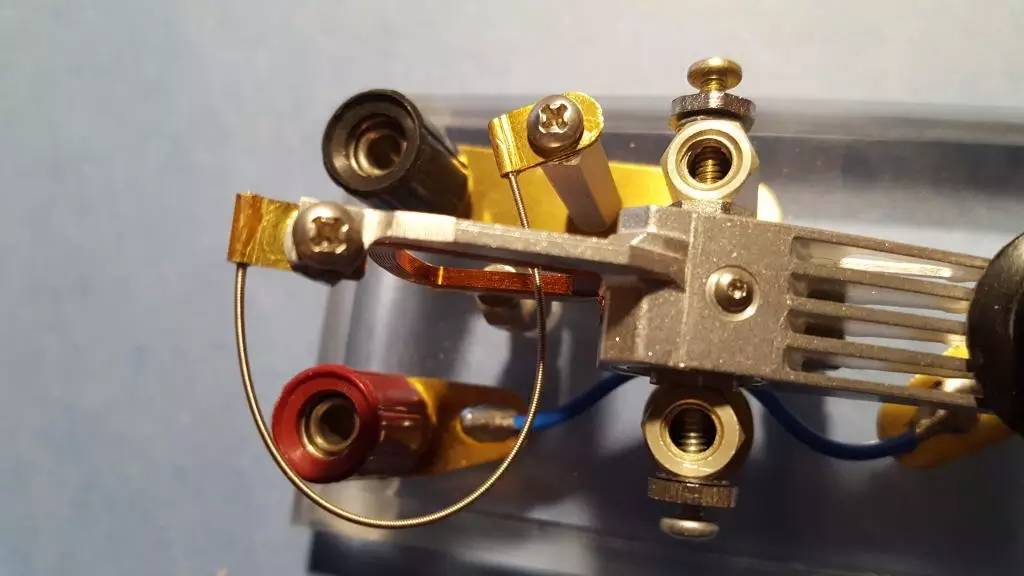 这款手键有着硬盘血统！