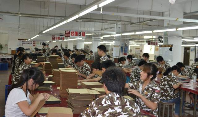 一位皮具老板的年末总结：一年比一年迷茫