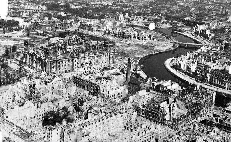 昔日霸主德国二战后如此狼狈，廉价的美军香烟都能成“货币”