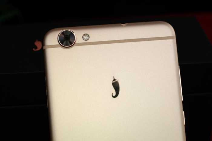 小辣椒新款旗舰机,小辣椒x7值得买吗