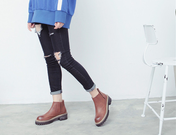 矮个子腿粗的穿筒高15厘米的短靴,洋气好看女短靴