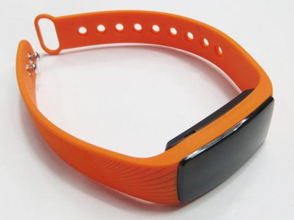 高科技智能手环测评,心率智能手环值得买