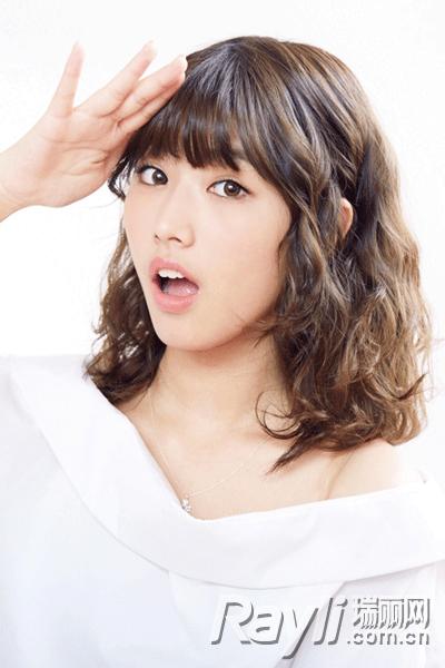 白头粉刺可以擦夫西地酸吗,有个粉刺在皮肤里面