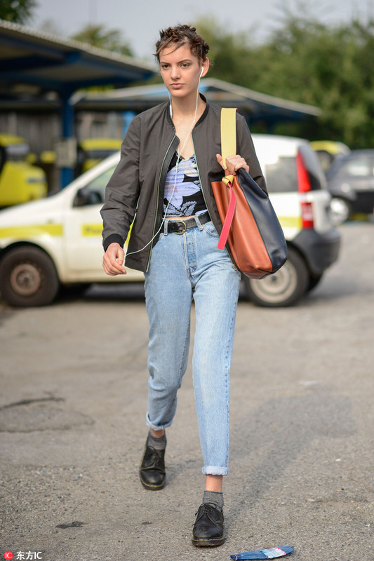 售价2W的皮口袋TwistedCabas成CELINE新宠