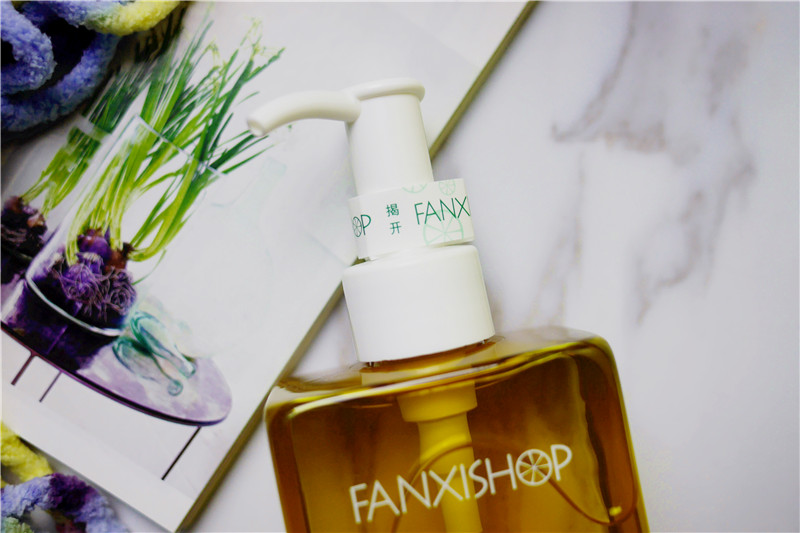 凡茜卸妆油和梦妆卸妆油哪个好,凡茜卸妆油干皮