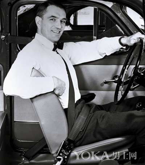 再牛也得低头被“平民”厂商收购的豪华品牌