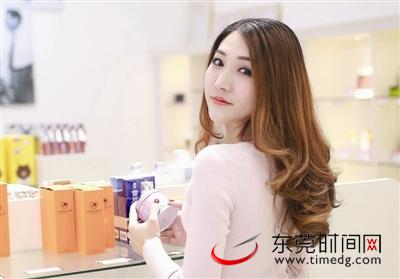 女孩都喜欢幽默风趣男生吗,女生喜欢性格幽默的男生