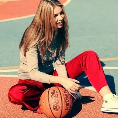 篮球场是最美的风景,篮球就是最美风景