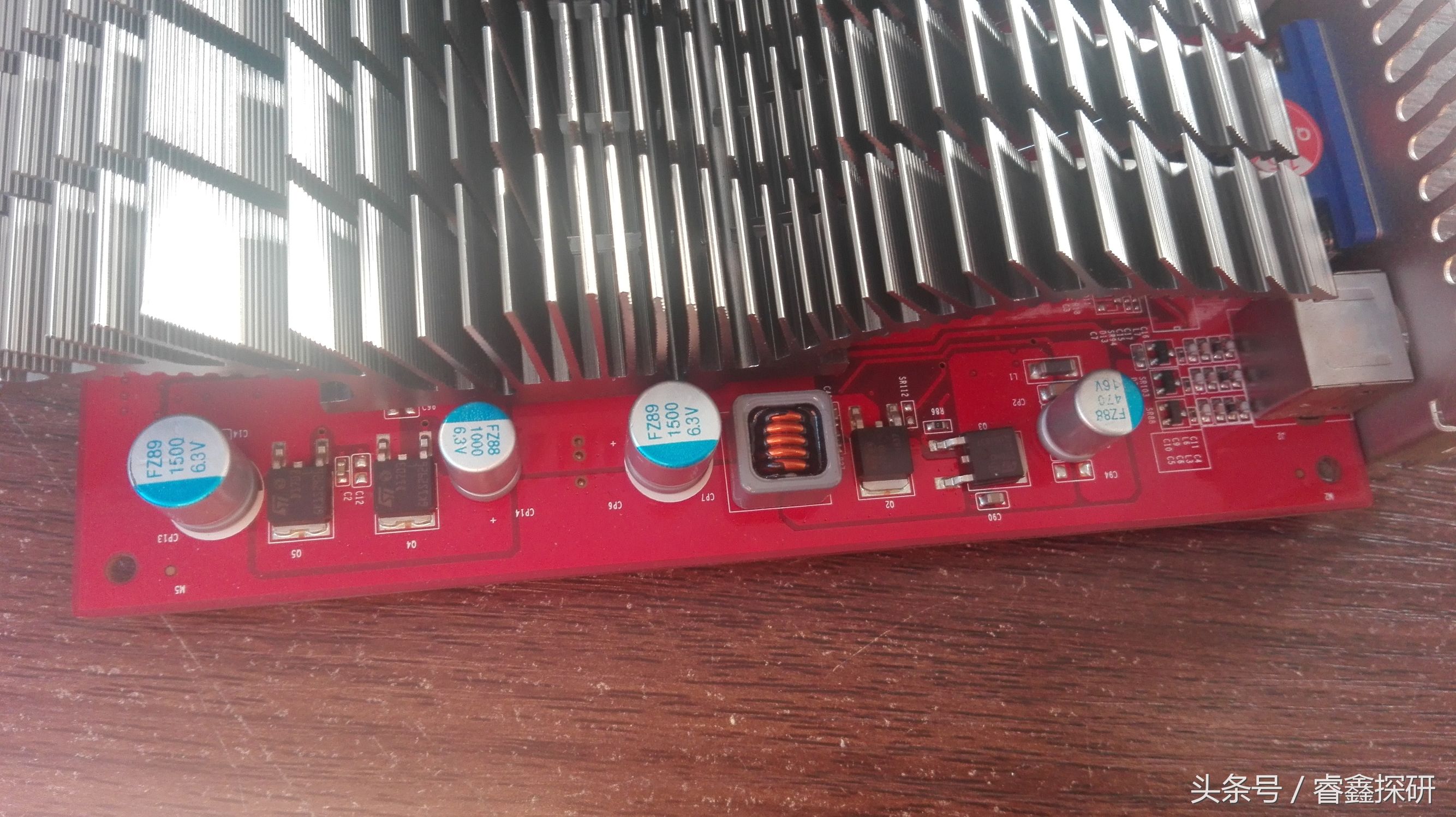 拆一个电脑板,gf9500gt512m显卡