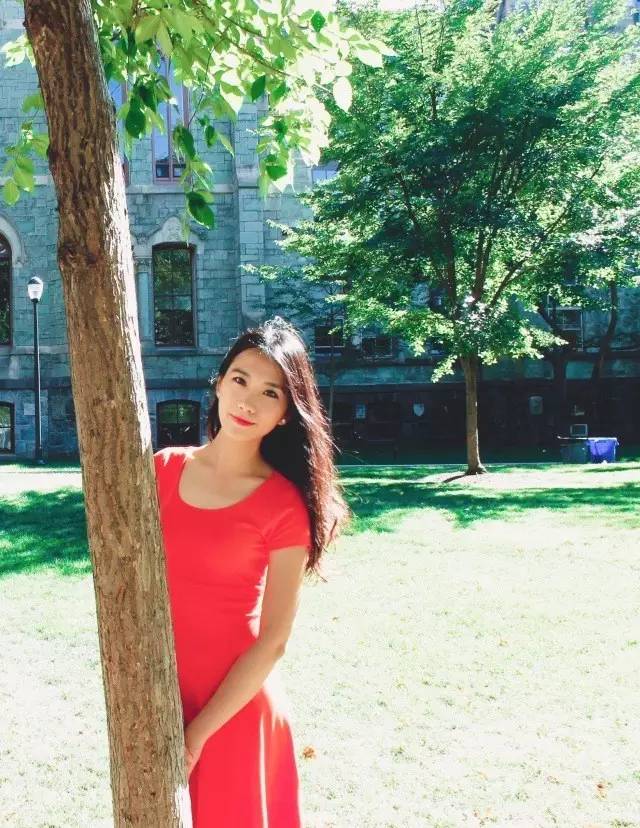 潘通十大必买颜色,潘通2024年度流行色排版