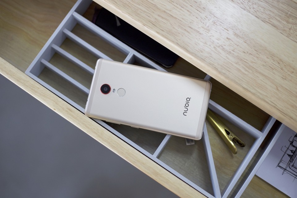 c罗代言中兴努比亚,努比亚z11c罗代言