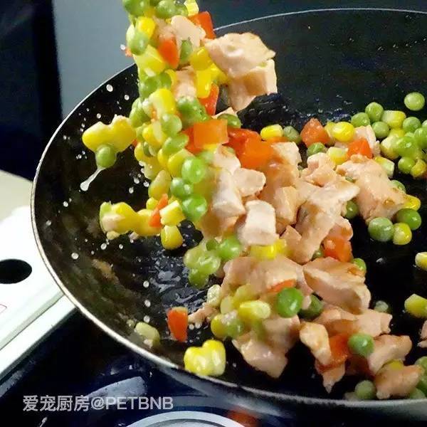 瀹犵埍鍘ㄦ埧缇庨瑙嗛,瀹犵埍鍘ㄦ埧濂界墿