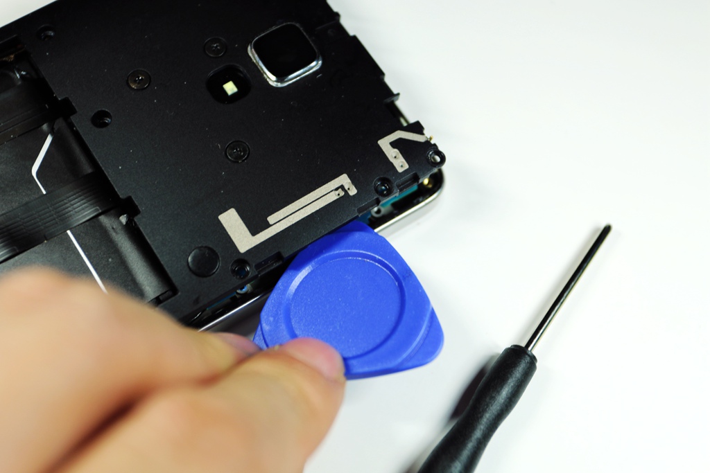 小米手机反复重启更新系统就好了,小米手机一直重启要花多少钱修