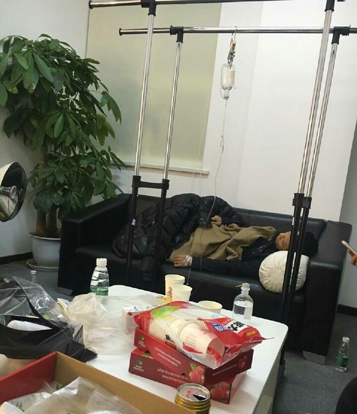 赵丽颖林依晨现状,赵丽颖吴克群