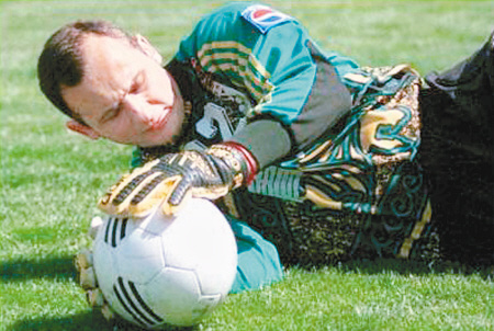 鲁能三冠王门将,鲁能球员被足协禁赛