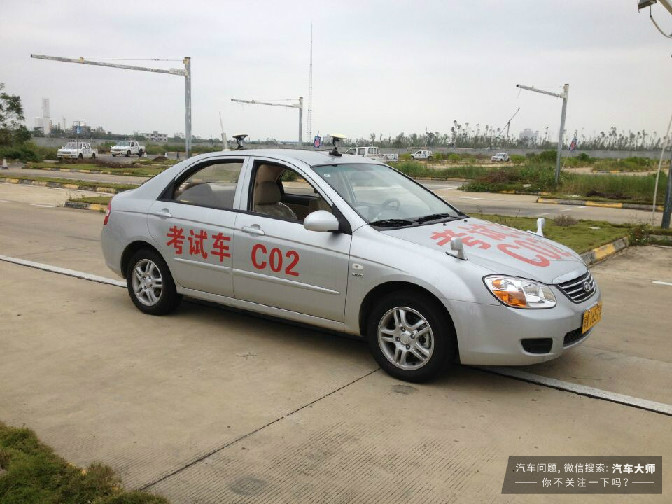 驾照是考c1还是c2,手动挡是c1还是c2