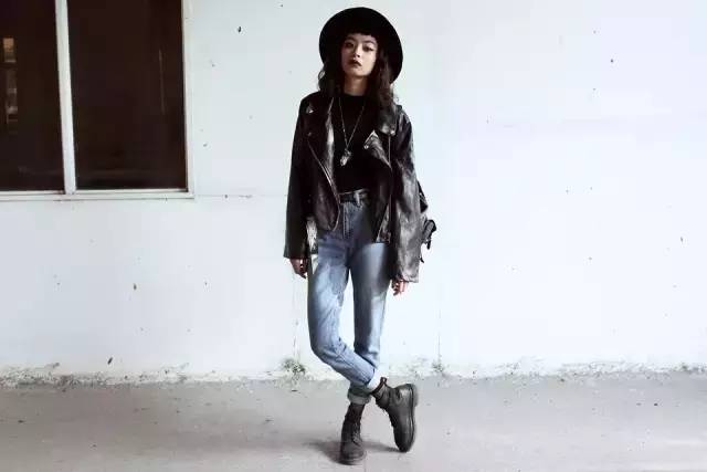 冬天米色短靴子搭配大全,冬天什么短靴好看又百搭