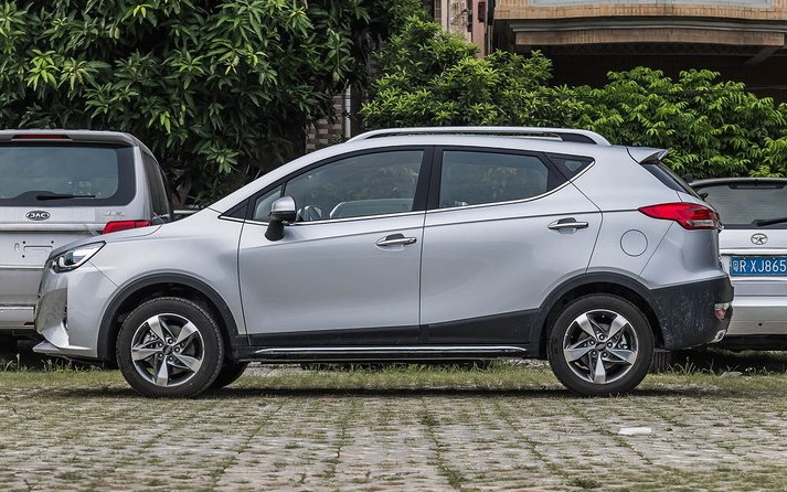 6万元代步时髦SUV推荐BYD元东南DX3瑞虎3X瑞风S3