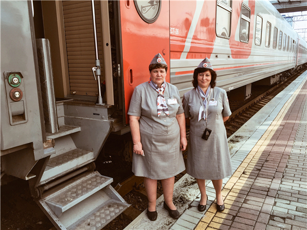 海参崴铁路的尽头,海参崴火车站到国内哪里