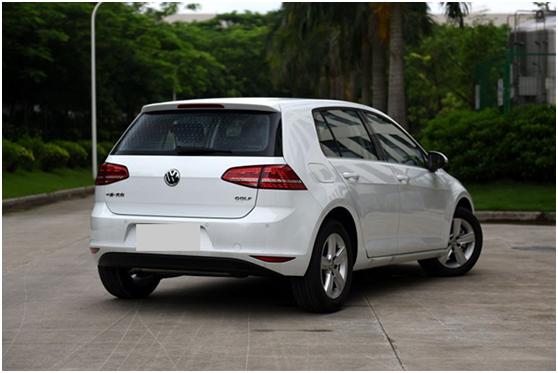 福克斯两厢比三厢省油,宝马和福克斯哪个操控好