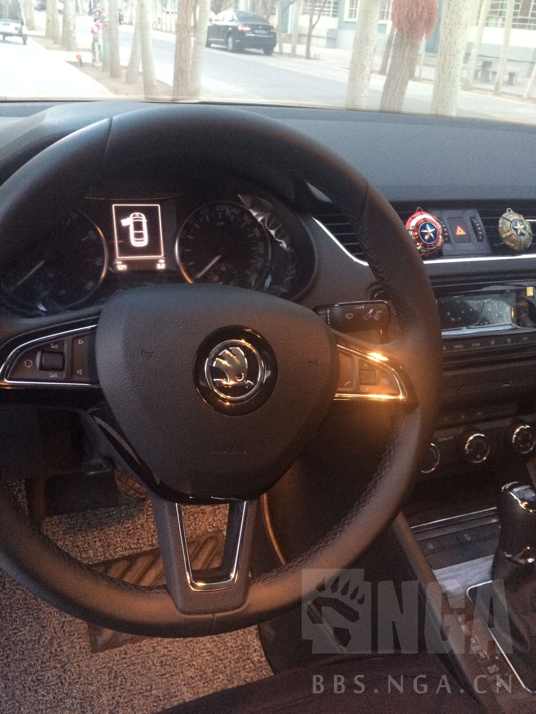 孩子出生买了第一辆车,14年明锐1.6顶配