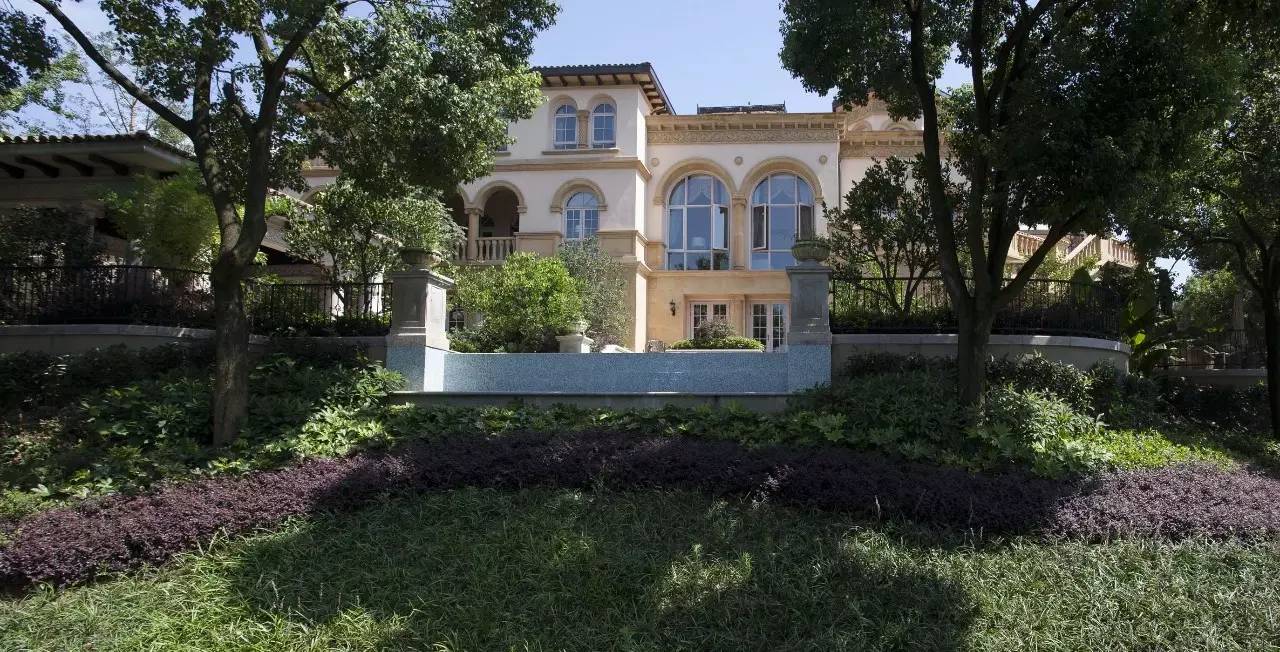 西湖向西30公里，有人用5个岛造了个意大利小镇