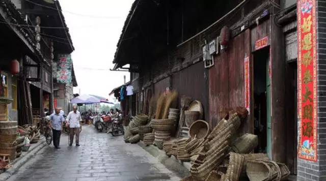 成都周末耍一耍视频,成都周边古镇一日游2022春节