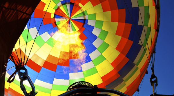 腾冲热海泡温泉旅游攻略,踏上腾冲温泉之旅享受泡汤的美好