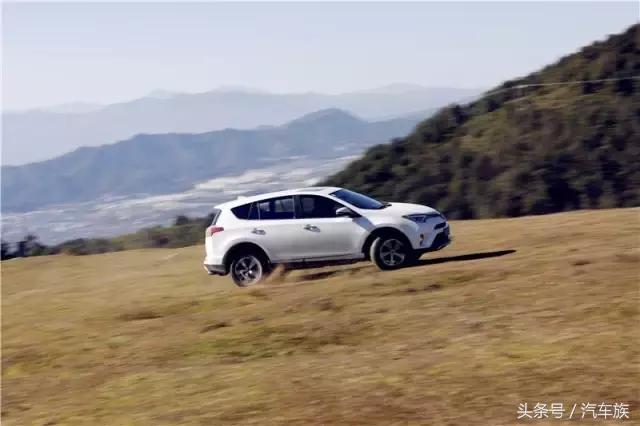 只是“取个中文名”？试丰田RAV4荣放