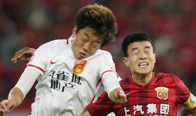 四名球员进国家队,四名入籍球员入选国足名单