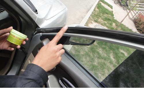 车门震动有异响咋办？机修工：幸亏来的早，以后轻点关！