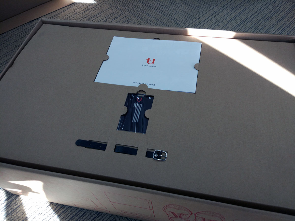 王老湿体验划船机,王老湿开箱视频