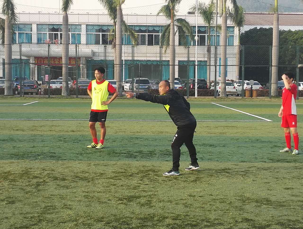 读“董”足球181期——这群足球人的平安夜居然是这么过的！