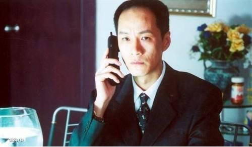 刘烨和陈伟霆视频,戏里戏外造型反差大的明星