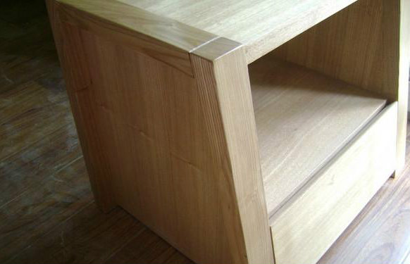 贴皮家具与实木家具哪个重,贴皮实木和原木家具区别