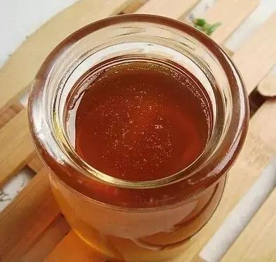 精选名中医养生药膳汤品，9个系列200多种汤方