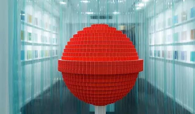 情色棒棒糖，展示成年人内心最私密隐晦的状态