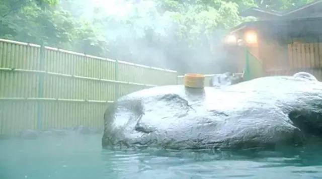 成都周边看雪滑雪的地方 (成都周边滑雪泡温泉好去处)