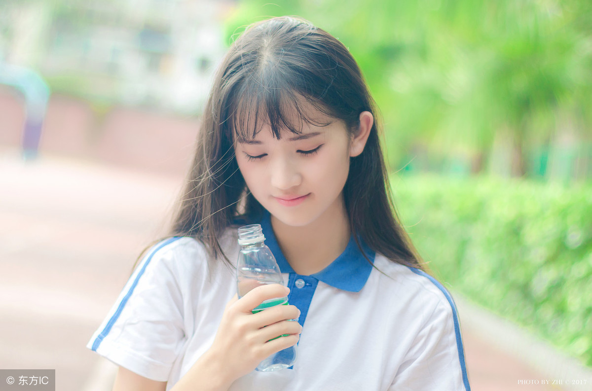 老爷爷妙手回春,老神医现场治好老太太