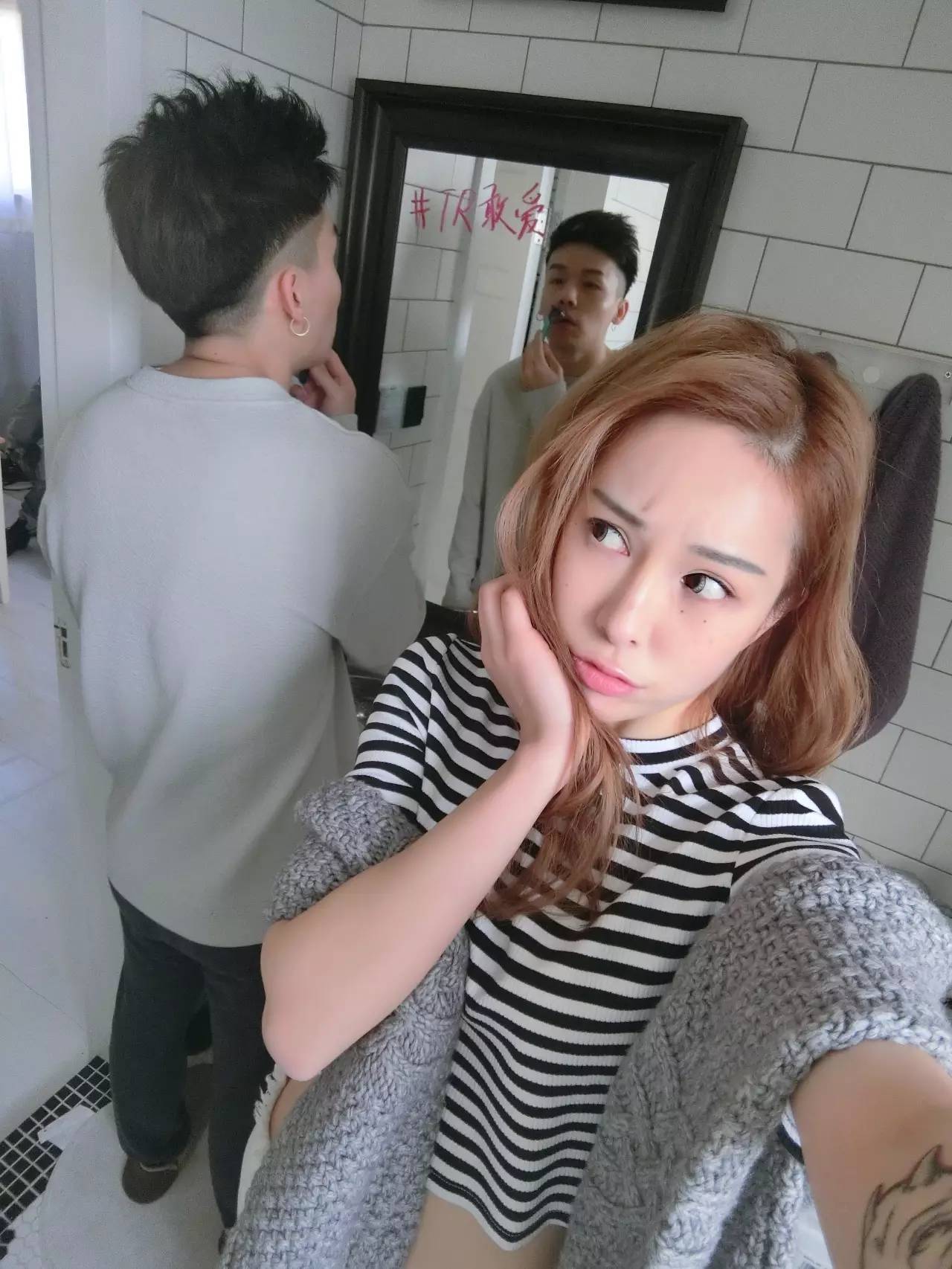 TR敢爱|男朋友不会拍照？这种秀恩爱方法最方便快捷！