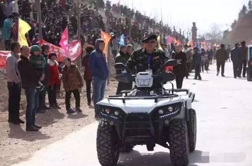 香鹿山凤凰岭越野大赛,香鹿山镇摩托车比赛