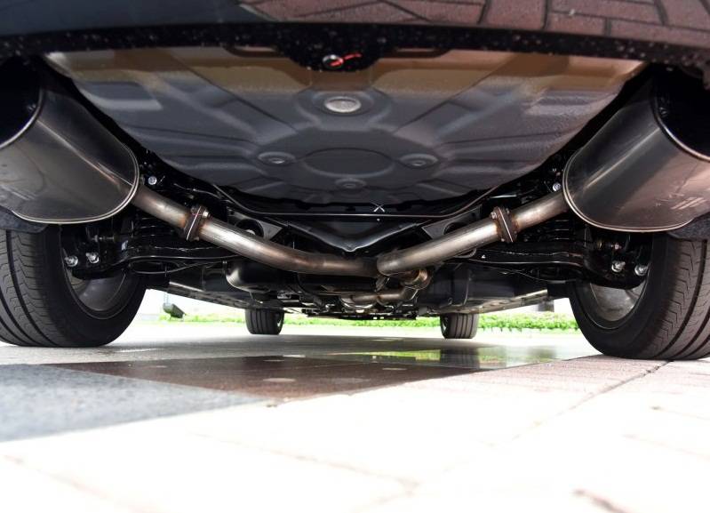 试驾众泰t700自动尊贵,众泰z700手动测评