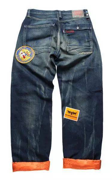 潮牌里的撕逼三部曲（中部）