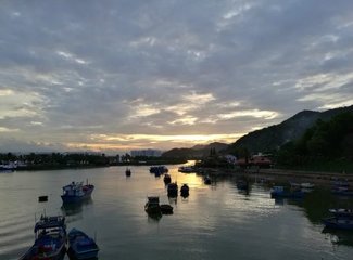 越南芽庄美丽的夜晚,越南芽庄的海上真美