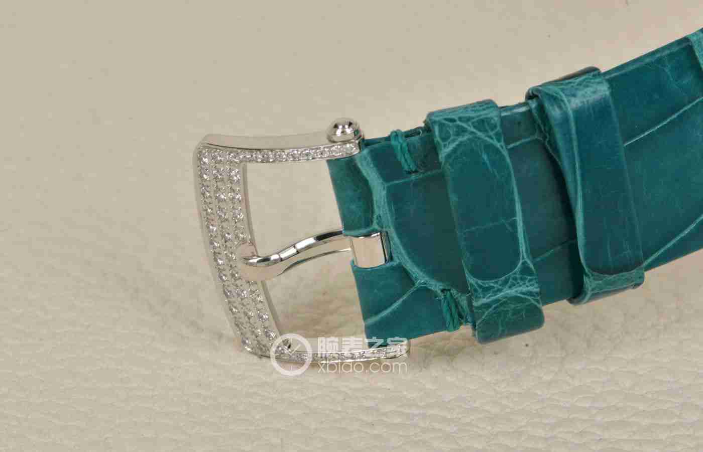 高级定制首饰梵克雅宝,珠宝首饰高级镶嵌梵克雅宝