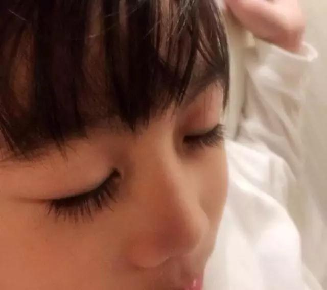 长睫毛的妙方,教你两秒拥有长睫毛