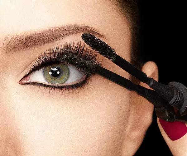 生活中哪些小细节有危险,经常不间断的嫁接睫毛有危害吗